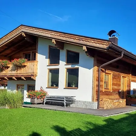 Tauernwelt Das Alpennatur Chalet Fusch an der Glocknerstraße